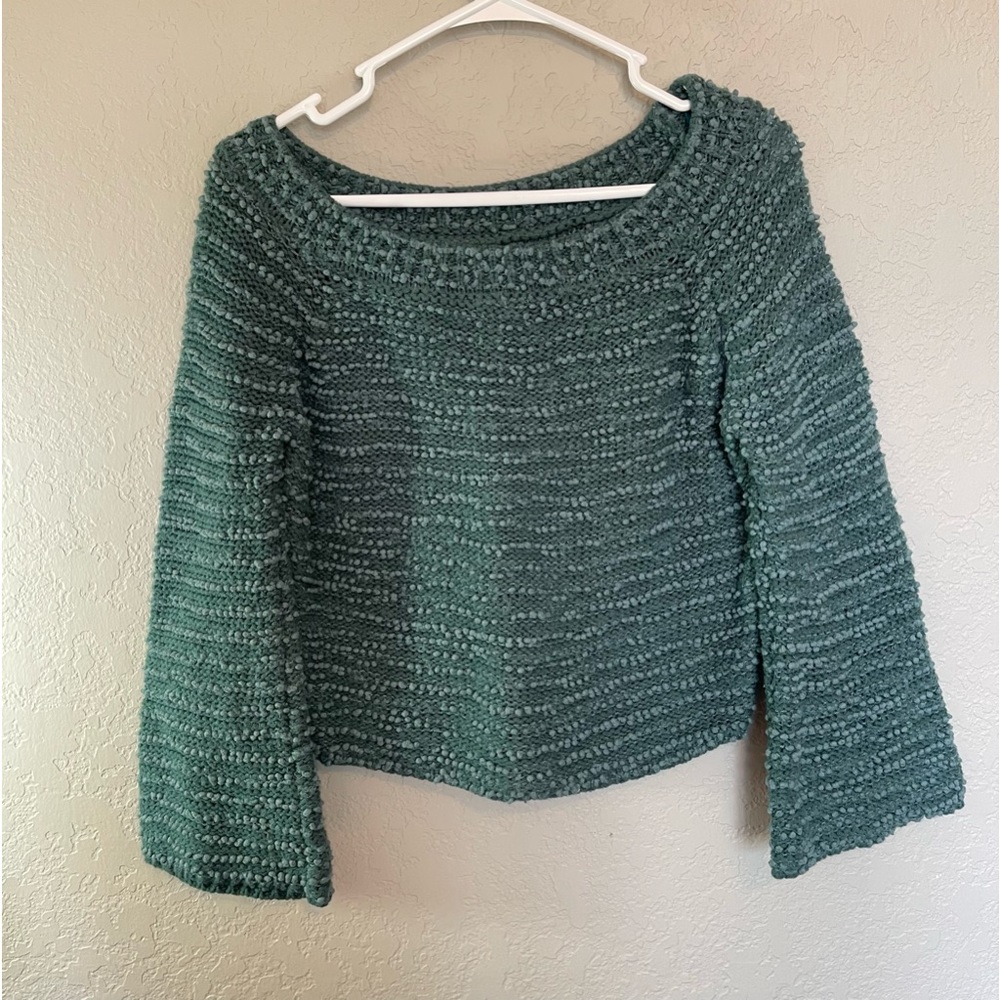 Billabong sweater size small